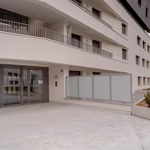 le-305-t3-avec-garage-et-belle-terrasse.hotels-rhonealpes.com/
